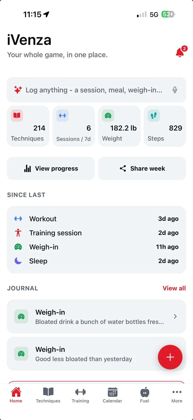 The iVenza home screen: a quick-log bar, a count of 211 techniques, sessions this week and current weight, a list of recent workout, training, weigh-in and sleep activity, and a journal feed.